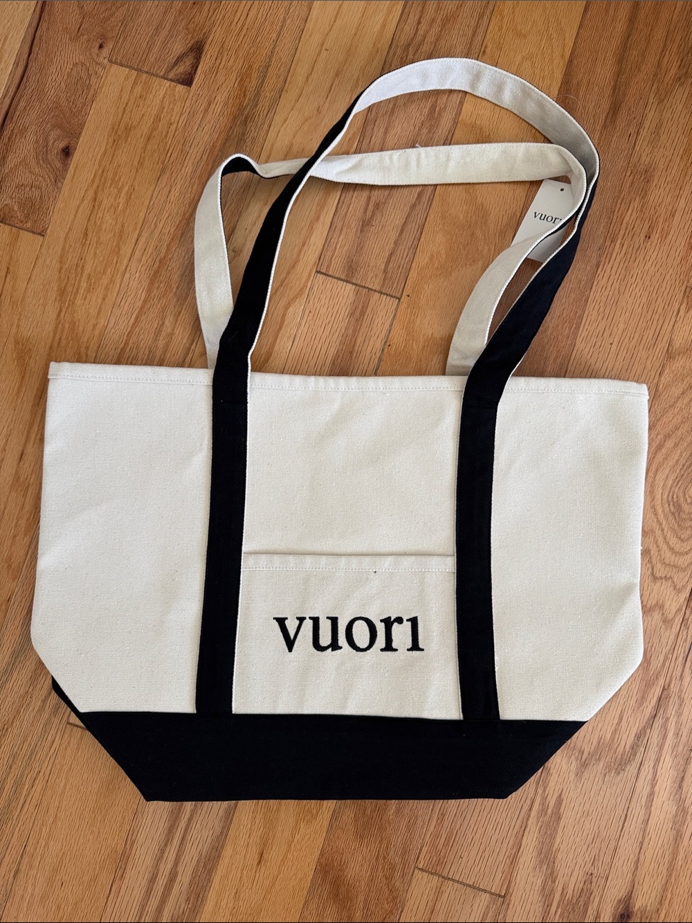 NWT Vuori Cream and Black Canvas Tote Special Edition, Mothers Day Edition